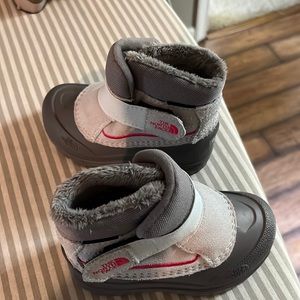 North face winter snow boot